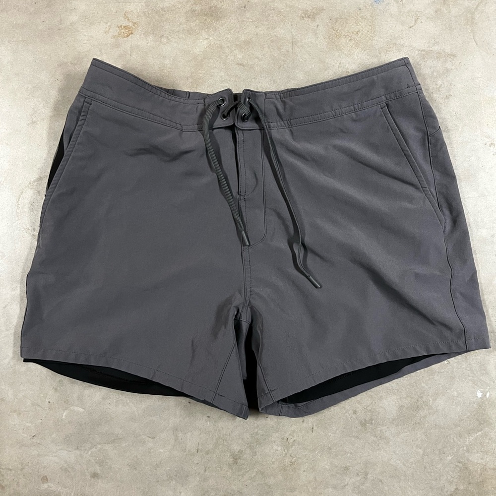 Men's Ten Thousand Grey Training Shorts 5” (compression lining)